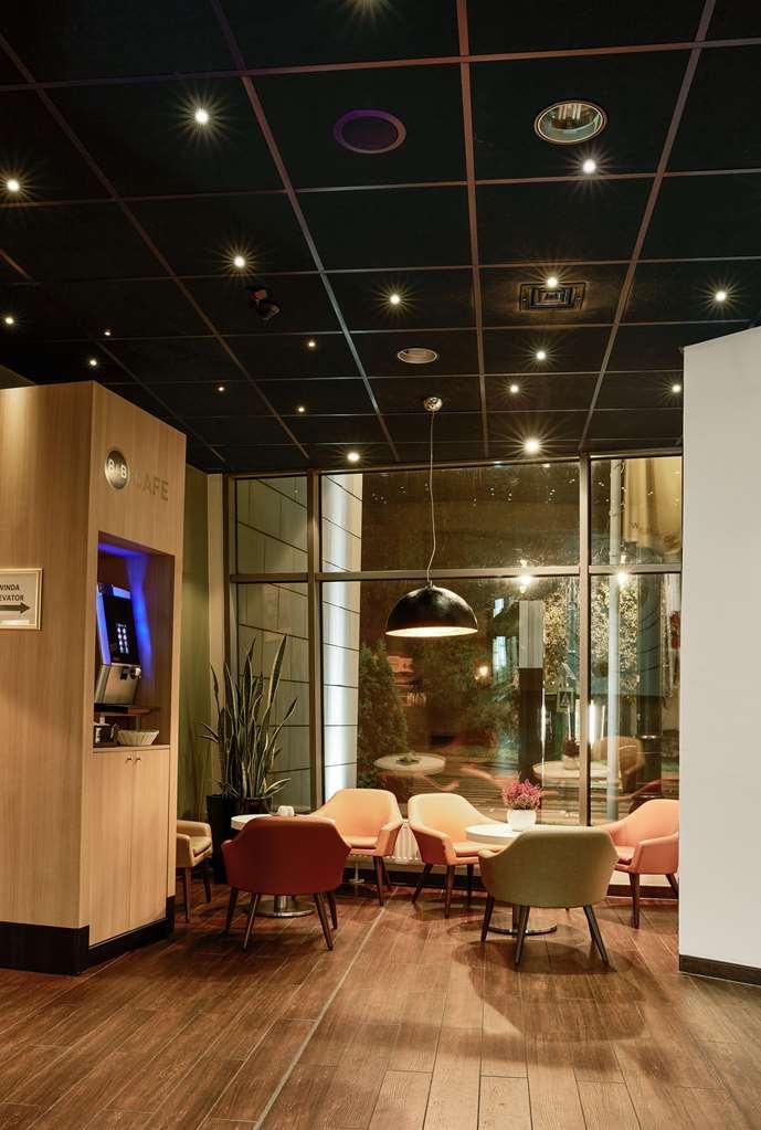 B&B Hotel Torun Restaurant photo